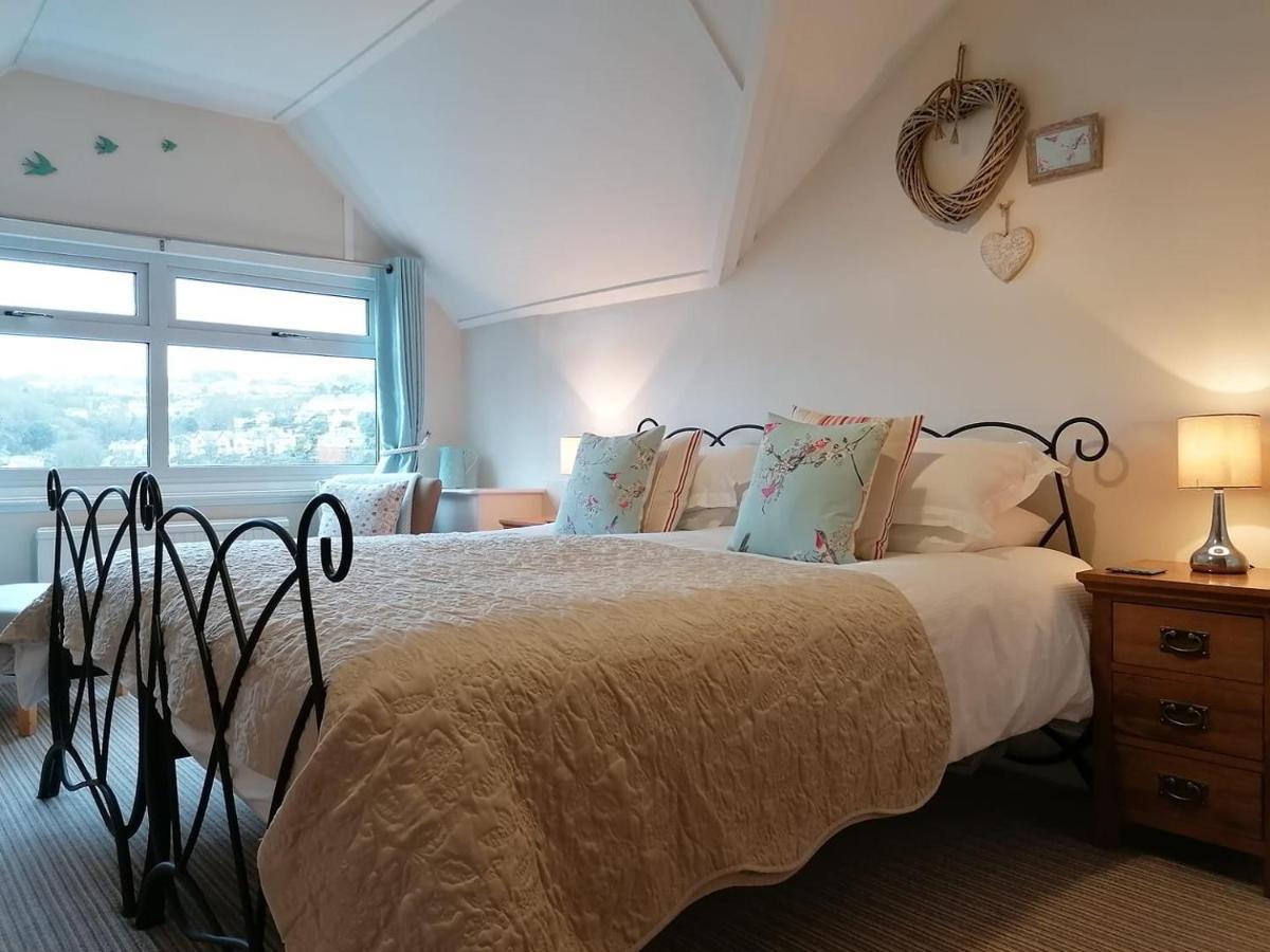 لوي Schooner Point Guest House المظهر الخارجي الصورة