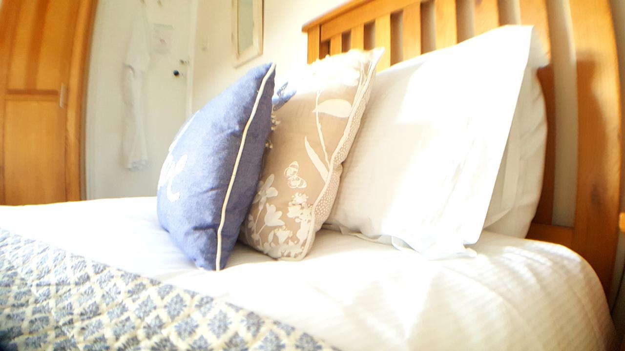لوي Schooner Point Guest House المظهر الخارجي الصورة